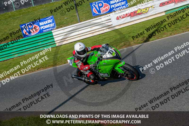 PJM Wedding Photography;enduro digital images;event digital images;eventdigitalimages;mallory park;mallory park photographs;mallory park trackday;mallory park trackday photographs;no limits trackdays;peter wileman photography;racing digital images;trackday digital images;trackday photos